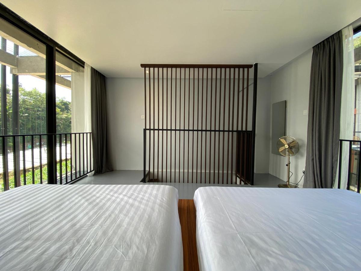 Ten Mentigi Tanah Rata Exterior photo