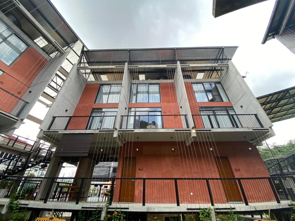 Ten Mentigi Tanah Rata Exterior photo